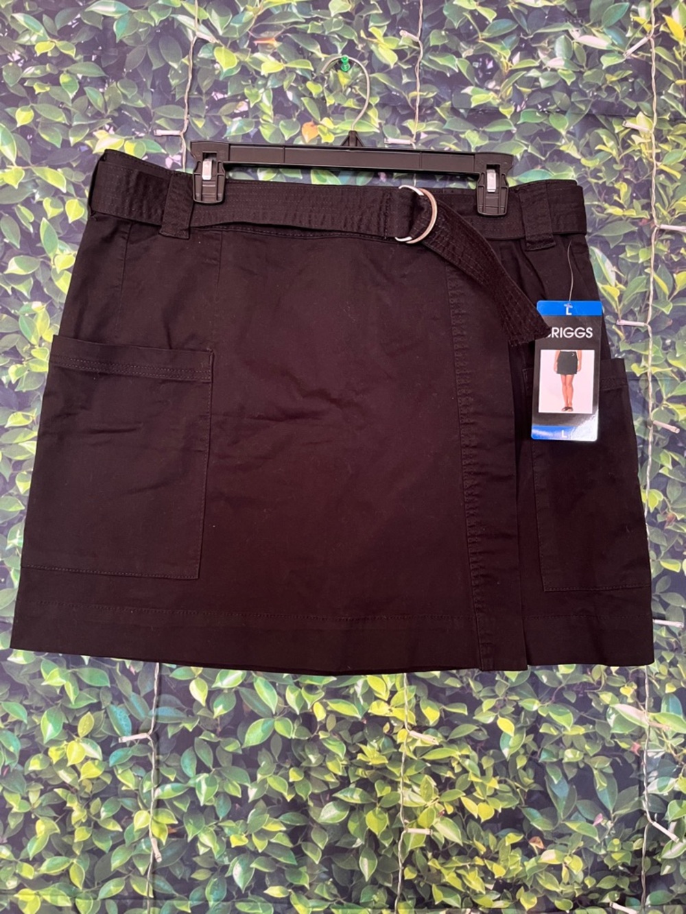 Briggs New York Black SKORT with D-Ring Detail